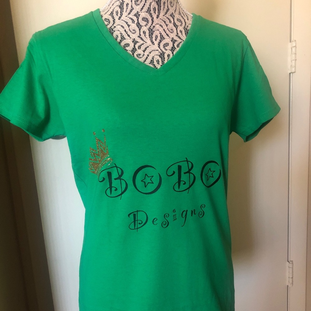 BoBo Designs T-shirt